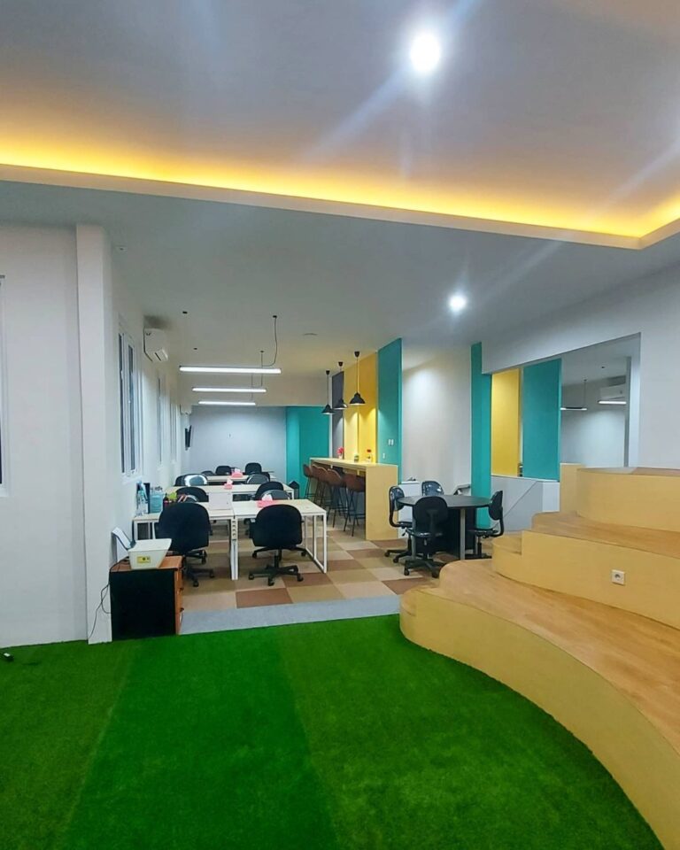 Office Playground Interior 01